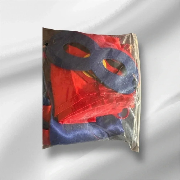Superhero-Capes for Kids NWOT - Picture 2 of 2